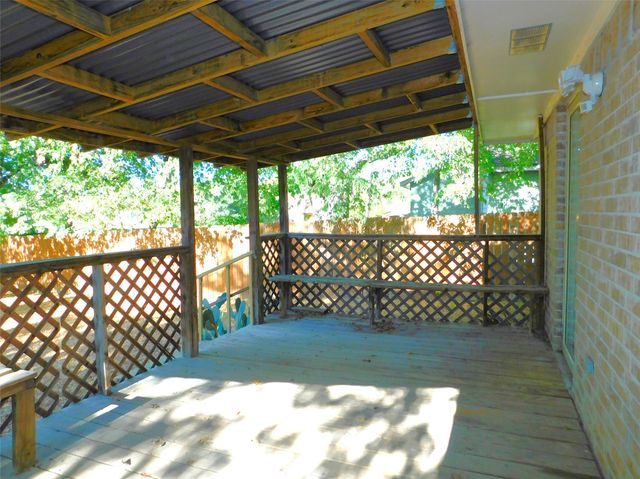 1114 E Mulberry Street, Denton, TX 76205