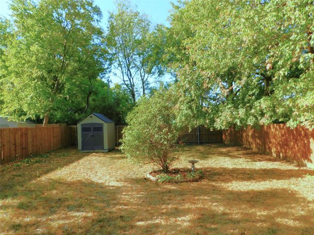 1114 E Mulberry Street, Denton, TX 76205