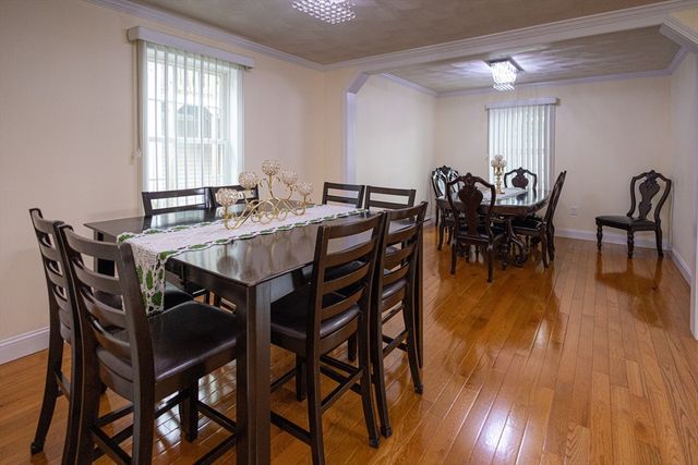 76 River St, Lynn, MA 01905