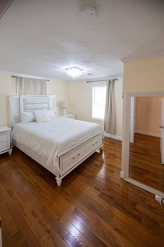 76 River St, Lynn, MA 01905