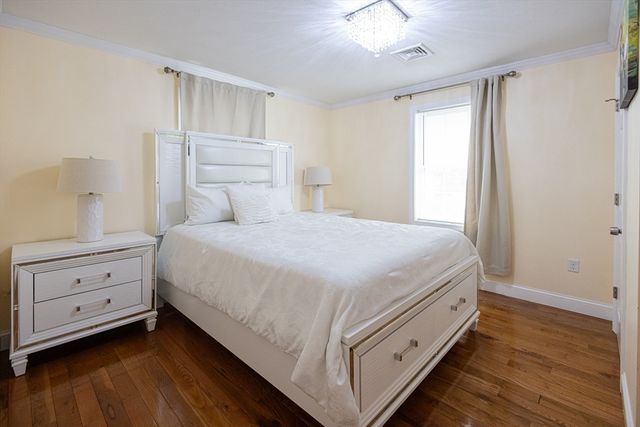 76 River St, Lynn, MA 01905