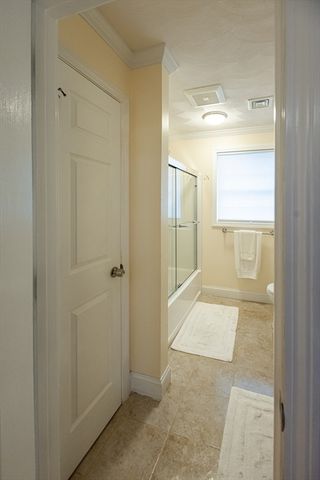 76 River St, Lynn, MA 01905