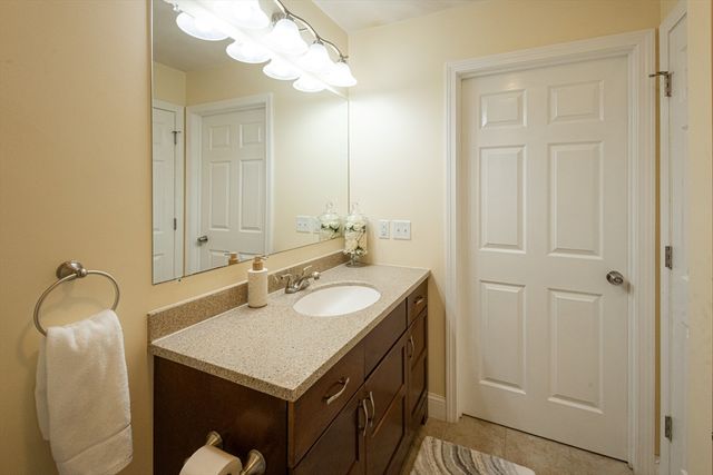 76 River St, Lynn, MA 01905