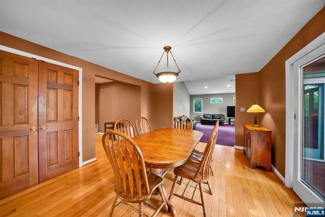 165 Busteed Drive, Midland Park, NJ 07432