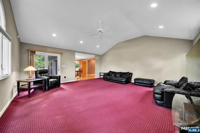 165 Busteed Drive, Midland Park, NJ 07432