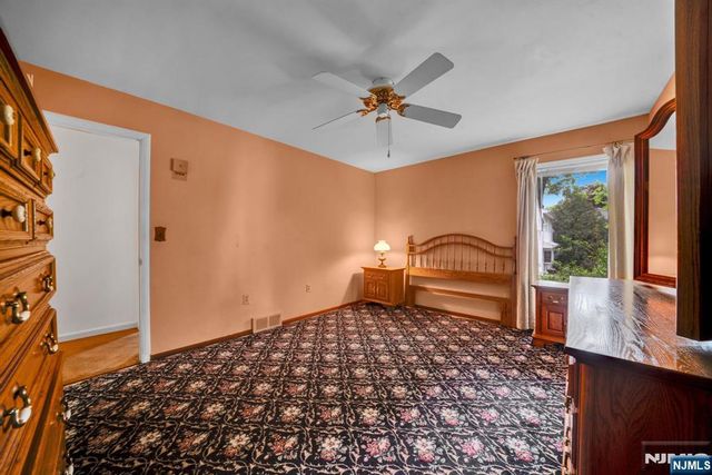 165 Busteed Drive, Midland Park, NJ 07432
