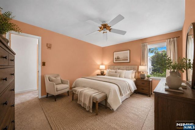 165 Busteed Drive, Midland Park, NJ 07432