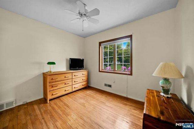 165 Busteed Drive, Midland Park, NJ 07432