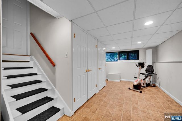 165 Busteed Drive, Midland Park, NJ 07432