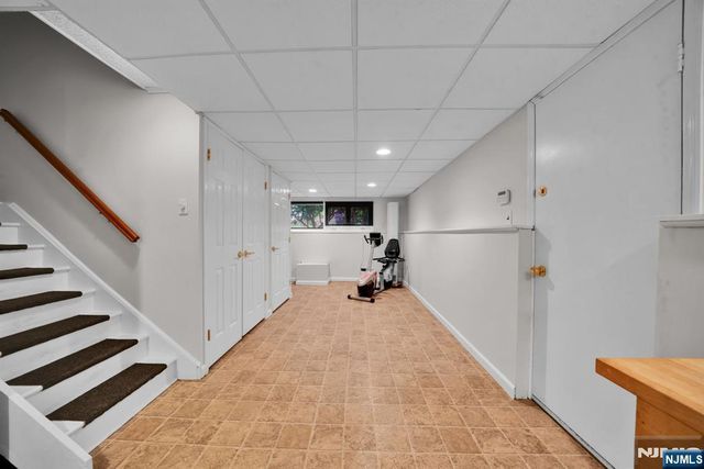 165 Busteed Drive, Midland Park, NJ 07432