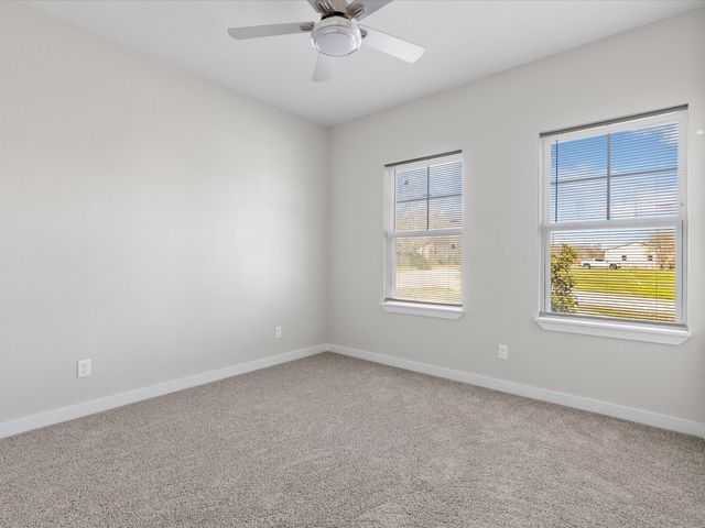 801 E Tyler Street, Ennis, TX 75119