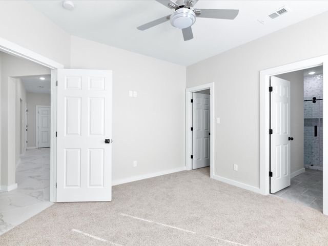 801 E Tyler Street, Ennis, TX 75119