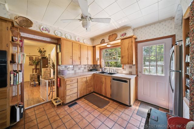 1240 E 32nd Street, Tulsa, OK 74105