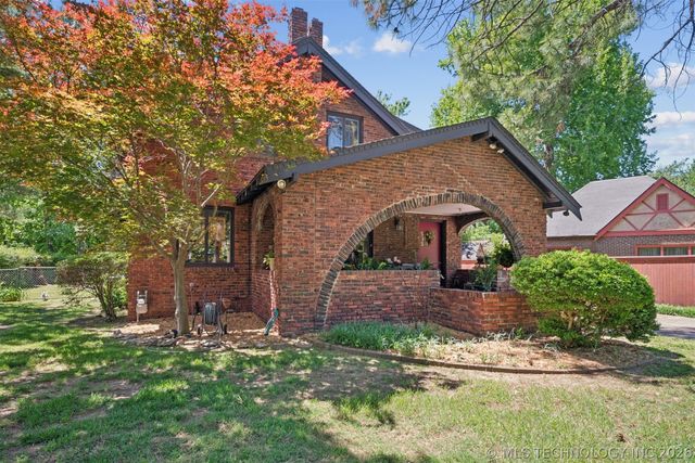 1240 E 32nd Street, Tulsa, OK 74105