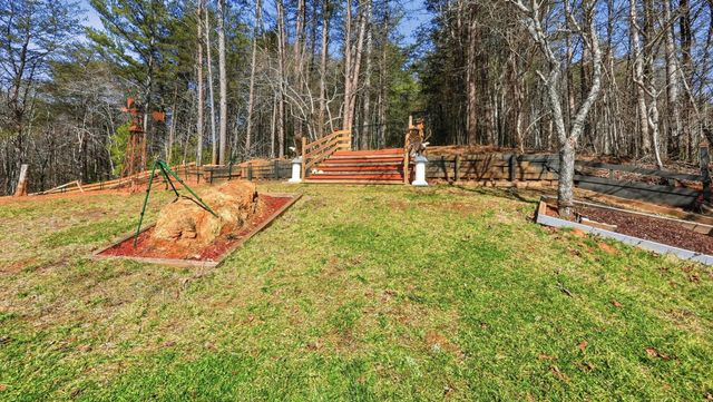 150 Beavers Lane, Copperhill, TN 37317