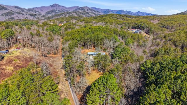150 Beavers Lane, Copperhill, TN 37317