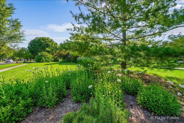 1021 Colony Drive, Crystal Lake, IL 60014