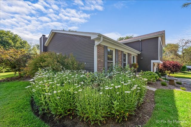 1021 Colony Drive, Crystal Lake, IL 60014