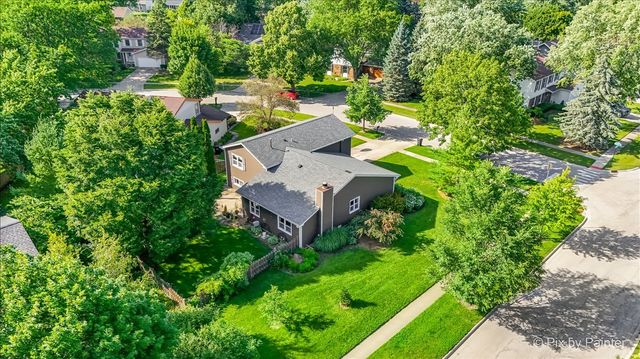 1021 Colony Drive, Crystal Lake, IL 60014
