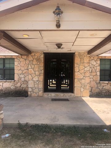 7321 Joe Newton St., San Antonio, TX 78251