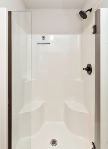 2213 26th Avenue SW, Altoona, IA 50009