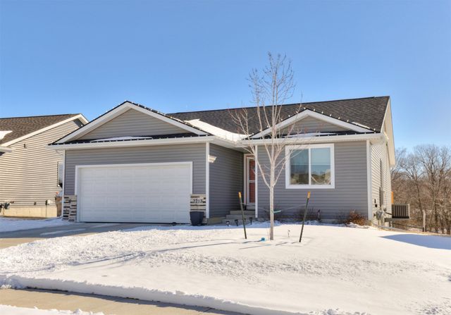2213 26th Avenue SW, Altoona, IA 50009