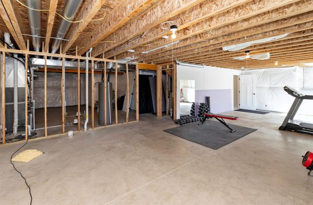 2213 26th Avenue SW, Altoona, IA 50009