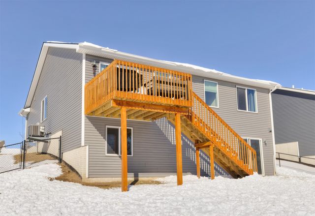 2213 26th Avenue SW, Altoona, IA 50009