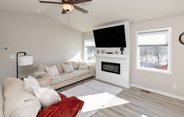 2213 26th Avenue SW, Altoona, IA 50009