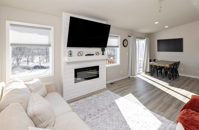 2213 26th Avenue SW, Altoona, IA 50009