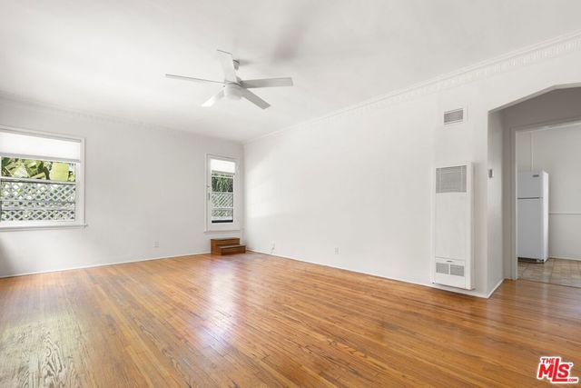422 N Sierra Bonita Avenue, Los Angeles, CA 90036