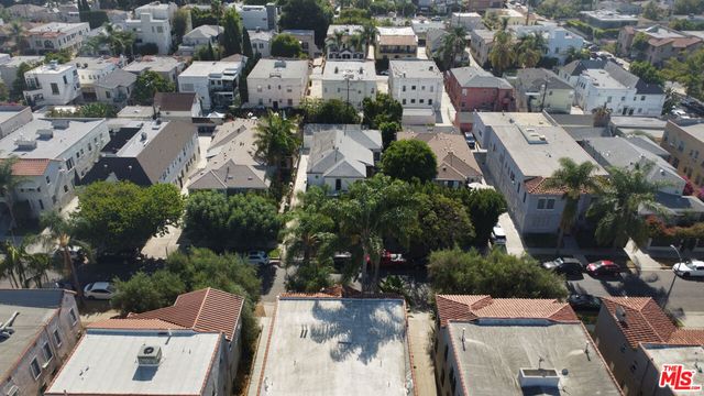 422 N Sierra Bonita Avenue, Los Angeles, CA 90036
