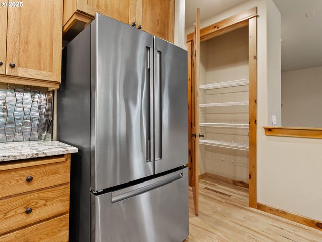 12800 Ne SALMON CREEK Ave 119, Vancouver, WA 98686