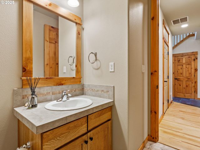 12800 Ne SALMON CREEK Ave 119, Vancouver, WA 98686