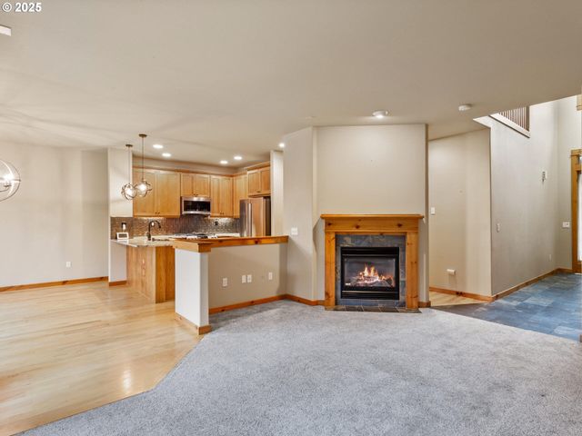 12800 Ne SALMON CREEK Ave 119, Vancouver, WA 98686