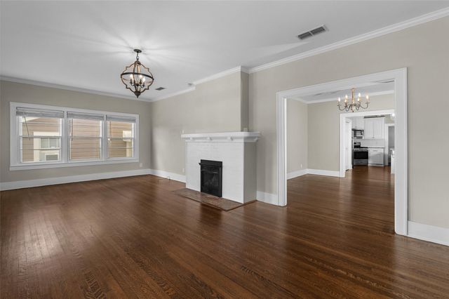 3864 Fairfield Avenue, Shreveport, LA 71106