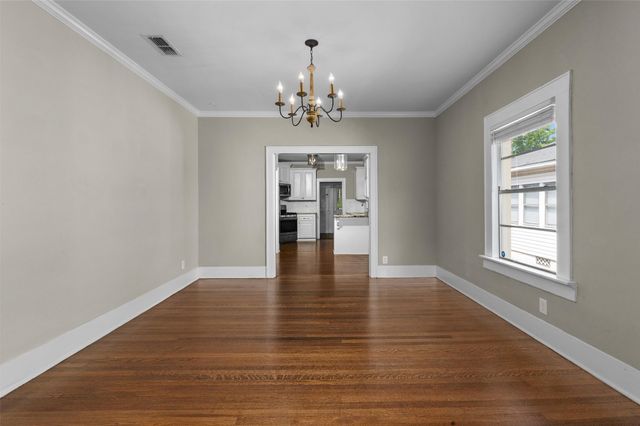 3864 Fairfield Avenue, Shreveport, LA 71106