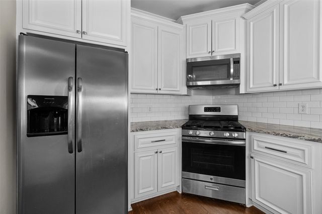 3864 Fairfield Avenue, Shreveport, LA 71106