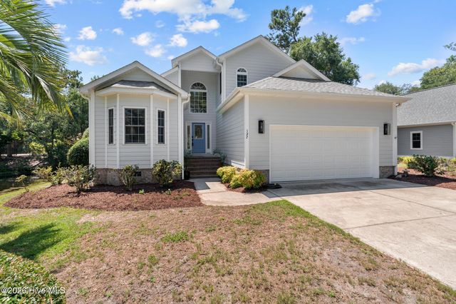 127 Clubhouse Drive SW, Supply, NC 28462