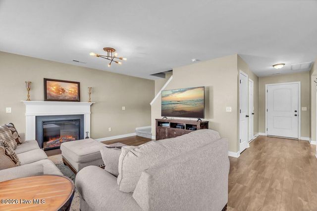 218 Purple Martin Drive, Hubert, NC 28539