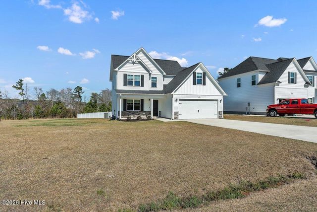218 Purple Martin Drive, Hubert, NC 28539