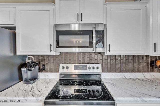 218 Purple Martin Drive, Hubert, NC 28539