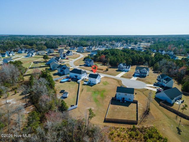 218 Purple Martin Drive, Hubert, NC 28539