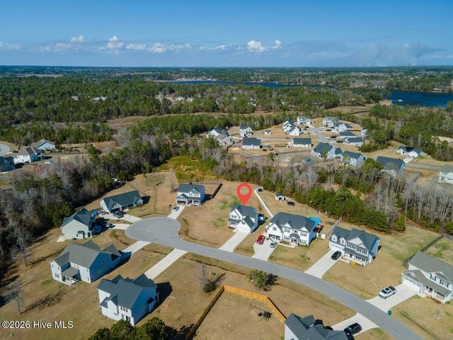 218 Purple Martin Drive, Hubert, NC 28539