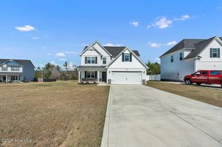 218 Purple Martin Drive, Hubert, NC 28539