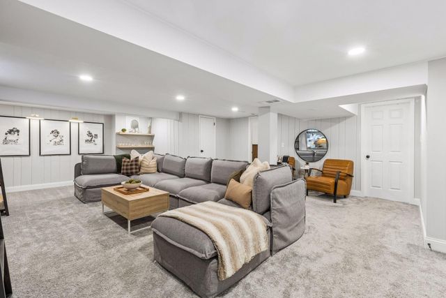 8840 Bloomington Avenue S, Bloomington, MN 55425