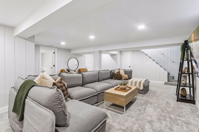 8840 Bloomington Avenue S, Bloomington, MN 55425