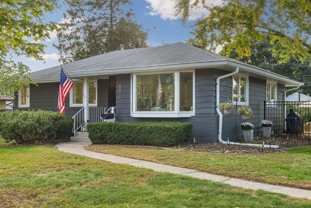 8840 Bloomington Avenue S, Bloomington, MN 55425