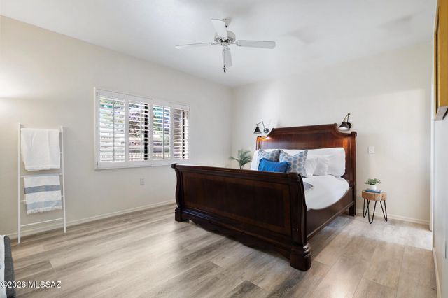 140 E Paseo De Golf, Green Valley, AZ 85614