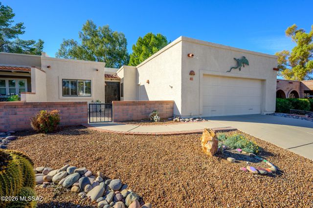 140 E Paseo De Golf, Green Valley, AZ 85614